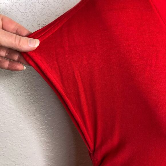 Cabi Whistle Tunic red scoop neck ruched side tunic top size Medium #5616 - Picture 7 of 16